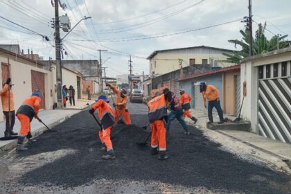 PMM realiza a recuperação asfáltica do conjunto Shangrilá