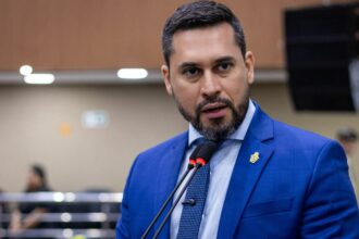 ‘Nenhuma reforma acontece sem diálogo’, diz Paulo Tyrone sobre Reforma da Previdência em Manaus