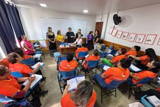 Prefeitura leva curso de Cuidador Comunitário ao bairro Coroado
