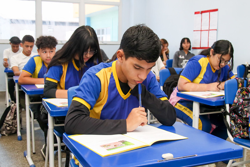 Escolas municipais de Manaus encerram Saeb com a participação de mais de 34 mil estudantes Escolas municipais de Manaus encerram Saeb com a participação de mais de 34 mil estudantes