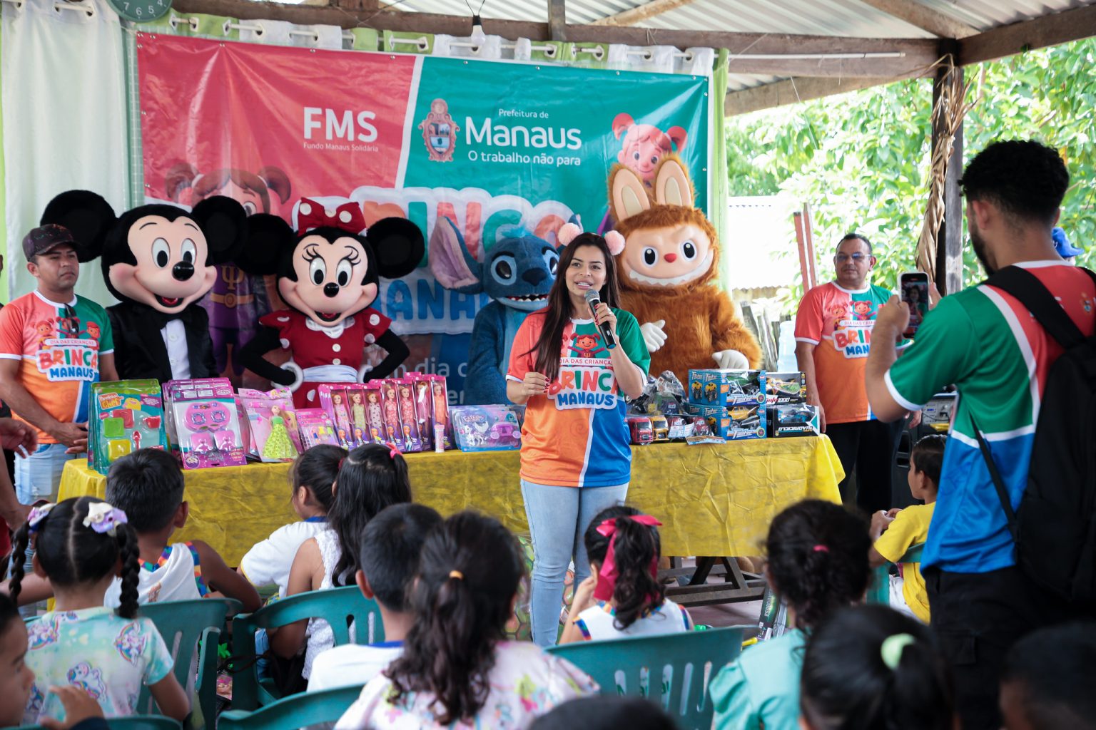‘Brinca Manaus’ leva diversão e solidariedade à zona rural