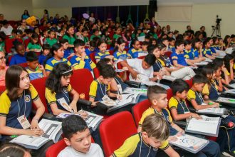Prefeitura de Manaus inicia aplicação do Saeb 2025