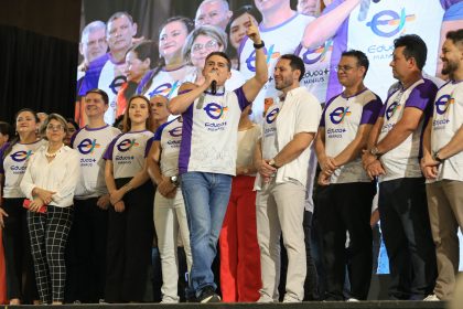 Prefeito David Almeida encerra ‘Viradão Saeb 2025’