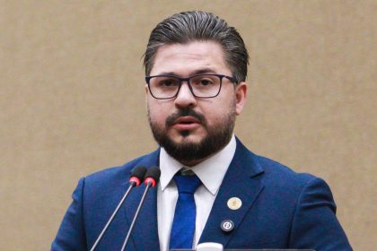 Amauri Gomes toma posse como vereador na CMM e reforça compromisso com a causa ambiental