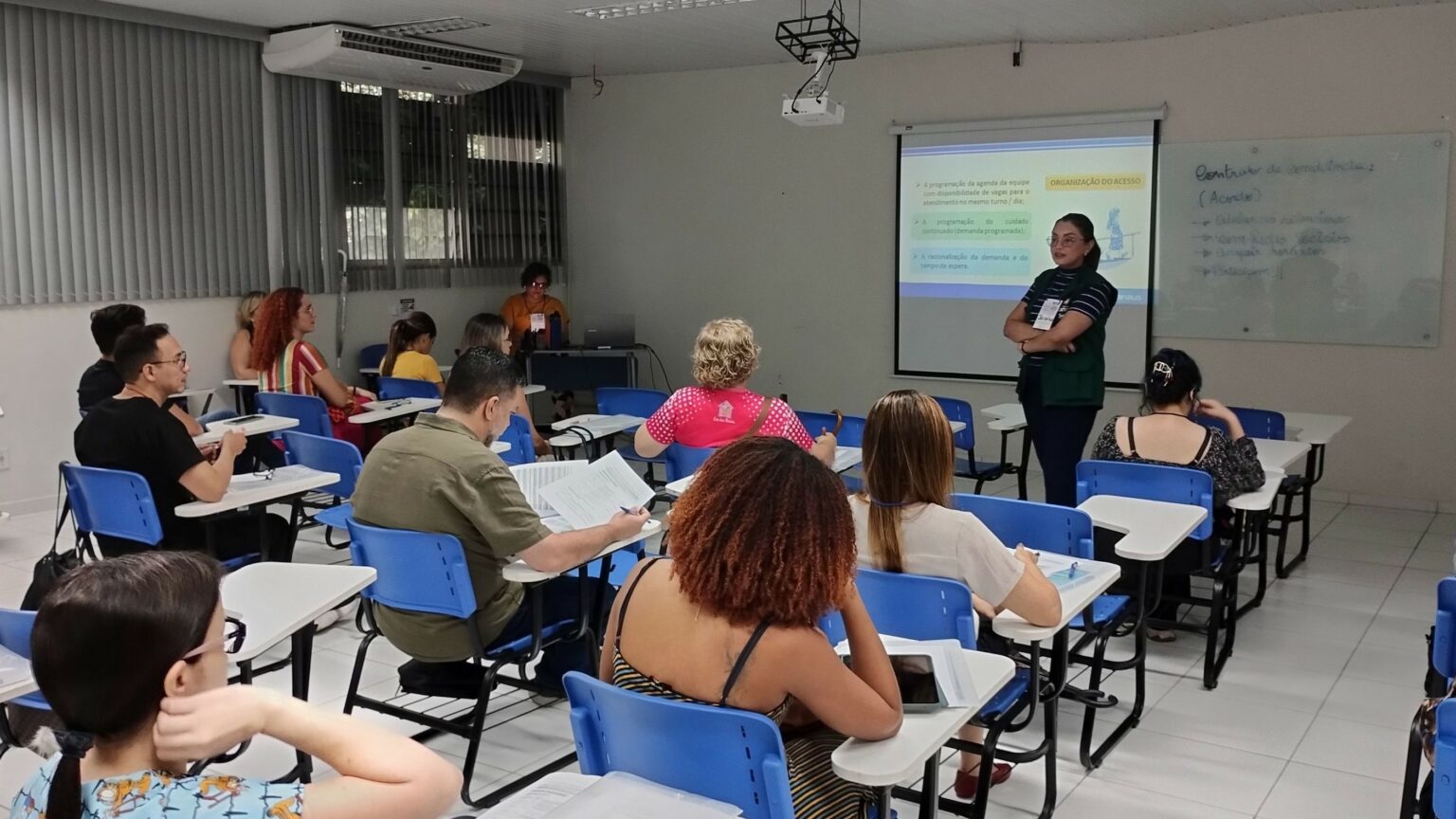 Servidores participam de curso de Atenção Integral à Saúde da Criança