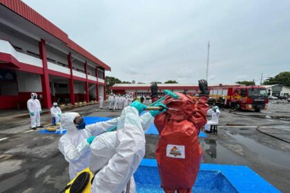 Bombeiros do Amazonas participam de treinamento de emergência envolvendo produtos químicos