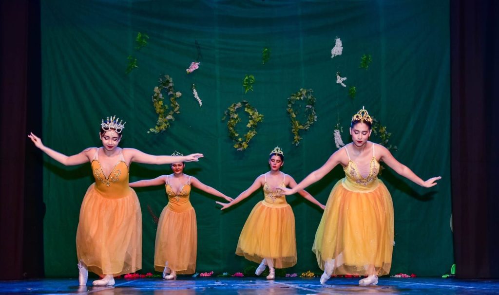 Espetáculo “Dança dos Pássaros” retrata a força e a beleza da natureza amazônica no Teatro da Instalação