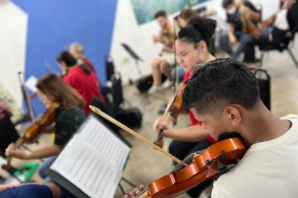 “Uma História Mágica”: Alunos do Liceu apresentam espetáculo gratuito inspirado em Mozart no Teatro Amazonas