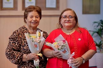Deputado Carlinhos Bessa homenageia educadoras com a Medalha do Mérito Educacional ‘Professora Ignês de Vasconcellos Dias’