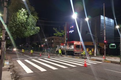 Prefeitura de Manaus amplia sinalização em vias estratégicas da capital