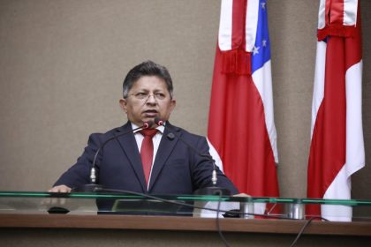 Lei do deputado Sinésio Campos que garante direitos às mães atípicas  está em vigor