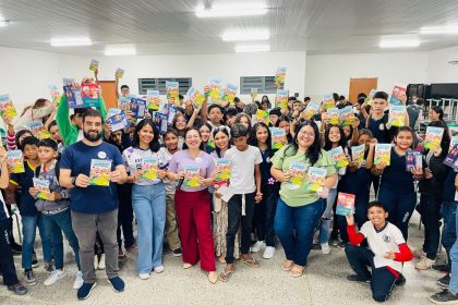 Prefeitura promove diálogo sobre respeito aos idosos em escola