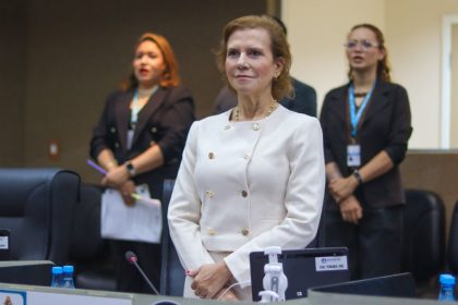 PL de Yomara Lins reforça importância dos exames de rotina durante o Outubro Rosa