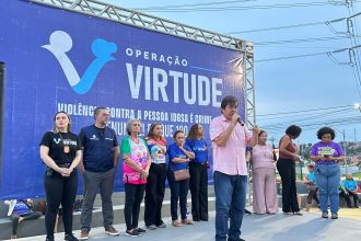 Prefeitura realiza ato público em defesa da pessoa idosa