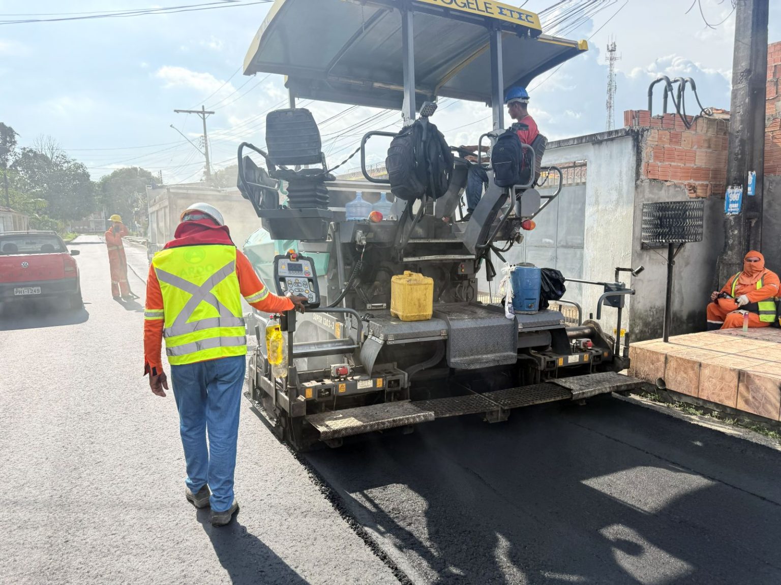 Prefeitura transforma ruas do conjunto Vila da Barra