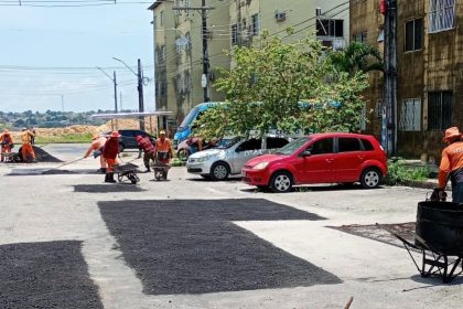 Prefeitura de Manaus leva asfalto ao conjunto Viver Melhor 2