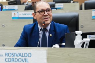 Rosivaldo Cordovil destaca capacitação de cuidadores comunitários e reforça compromisso com a pessoa idosa em Manaus