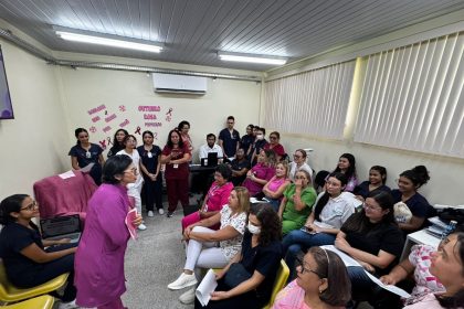 Maternidade Moura Tapajóz destaca formas de prevenção e diagnóstico precoce em evento alusivo ao ‘Outubro Rosa’