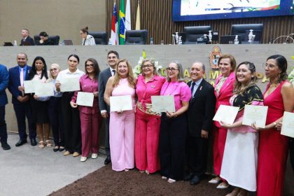 Tribuna Popular da CMM homenageia mulheres que venceram o câncer