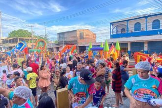 Carlos Pai Amado leva Dia das Crianças a comunidades das zonas Leste e Norte de Manaus