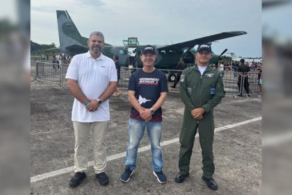 Elan Alencar participa do ‘Domingo Aéreo’ na Base Aérea de Manaus