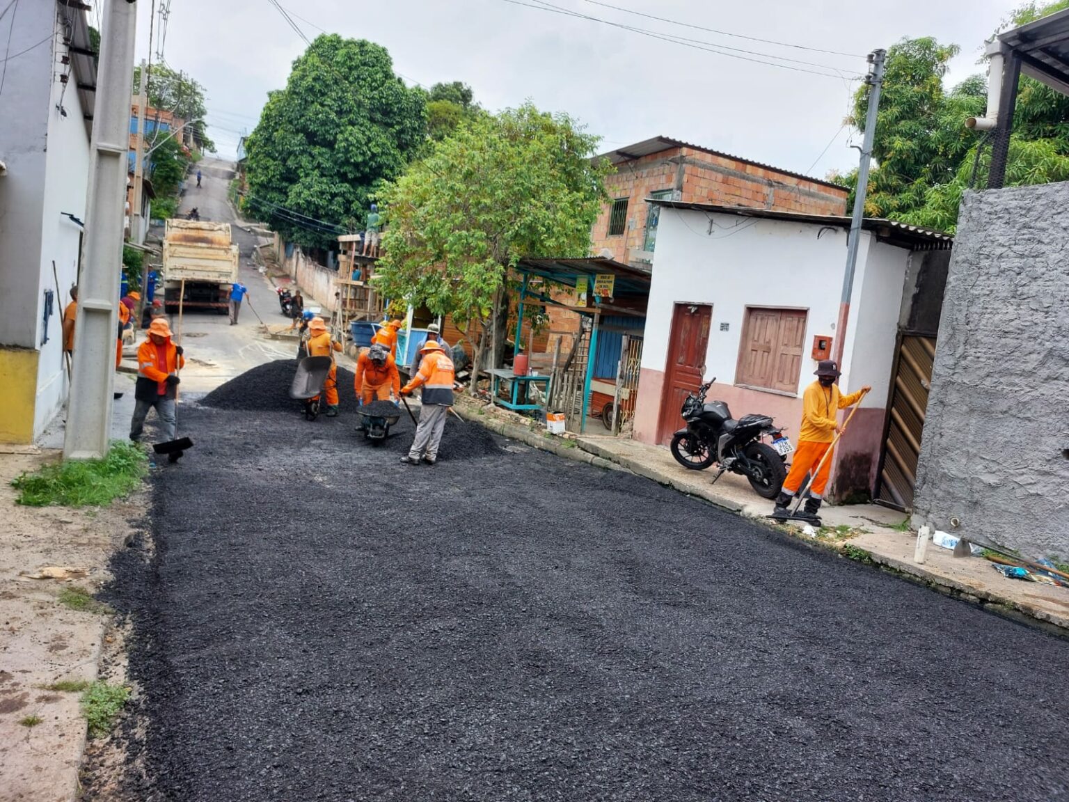 Prefeitura de Manaus reforça infraestrutura viária do bairro Zumbi dos Palmares