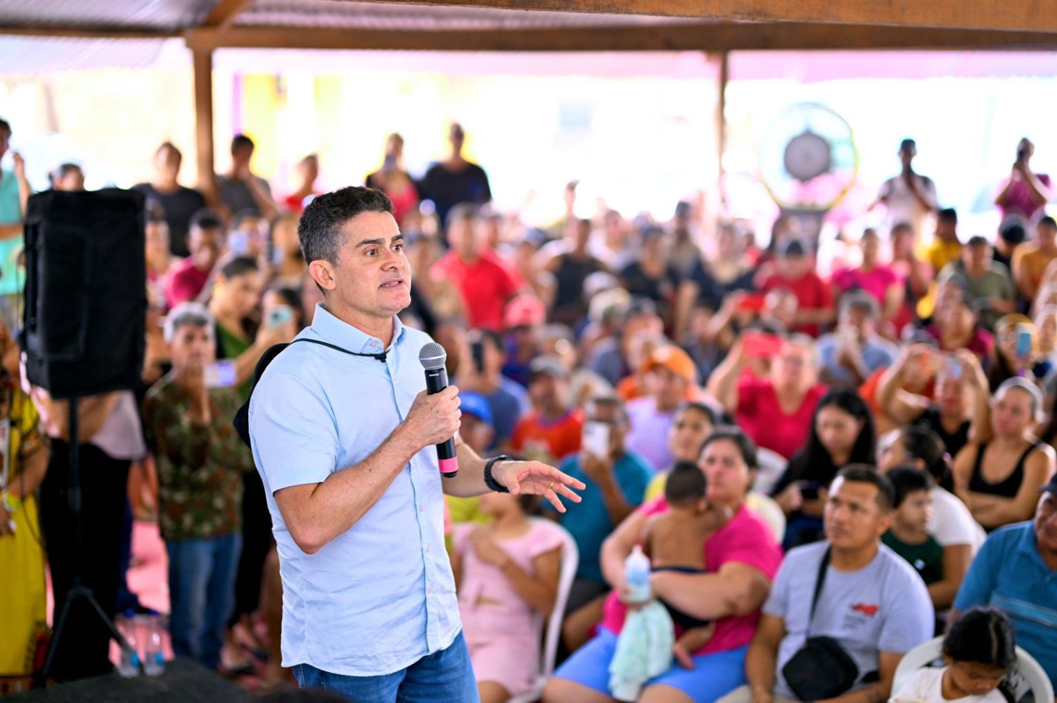 Prefeito David Almeida garante regularização fundiária