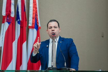 Wilker Barreto alerta para plano de drenagem e manutenção de igarapés em Manaus