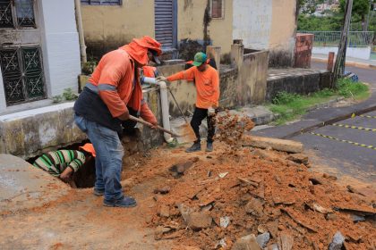 PMM recupera drenagem no bairro Aparecida