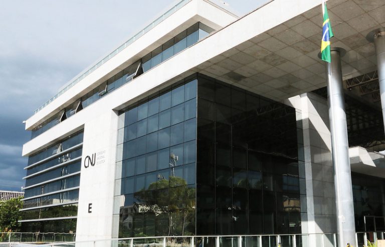 Comissão debate os 20 anos de atuação do Conselho Nacional de Justiça