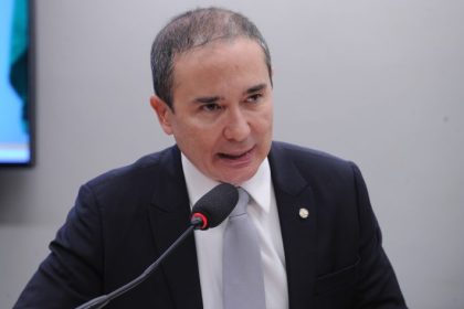 Comissão aprova proposta que inclui softwares de código aberto entre preferências do setor público