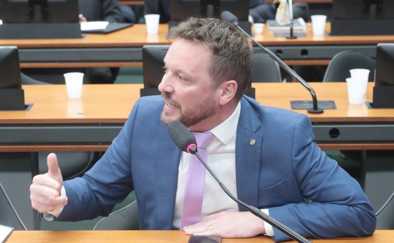 CCJ aprova projeto que prioriza o julgamento de ações sobre desastres ambientais