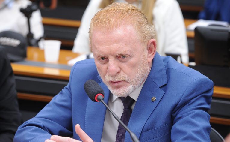 Comissão de Turismo aprova criação do Disque-Turista