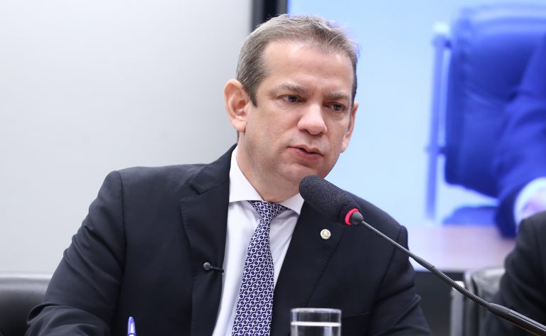 Comissão aprova projeto que prevê campanhas para divulgar Política Nacional de Cuidados