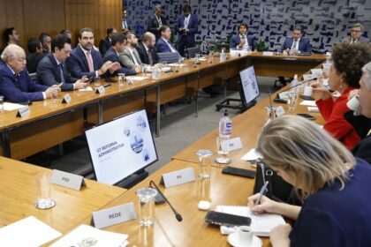 Grupo de trabalho da Câmara apresenta proposta de reforma administrativa