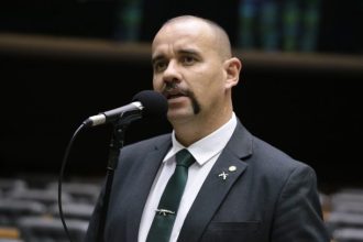 Comissão aprova projeto que impede pedófilos de saírem da prisão para fazer tratamento psiquiátrico