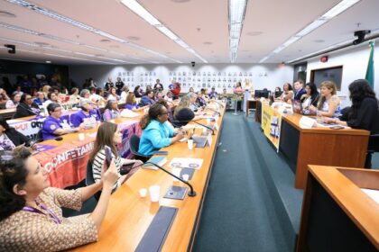 Mulheres cobram urgência na ratificação de convenção contra assédio e violência no trabalho