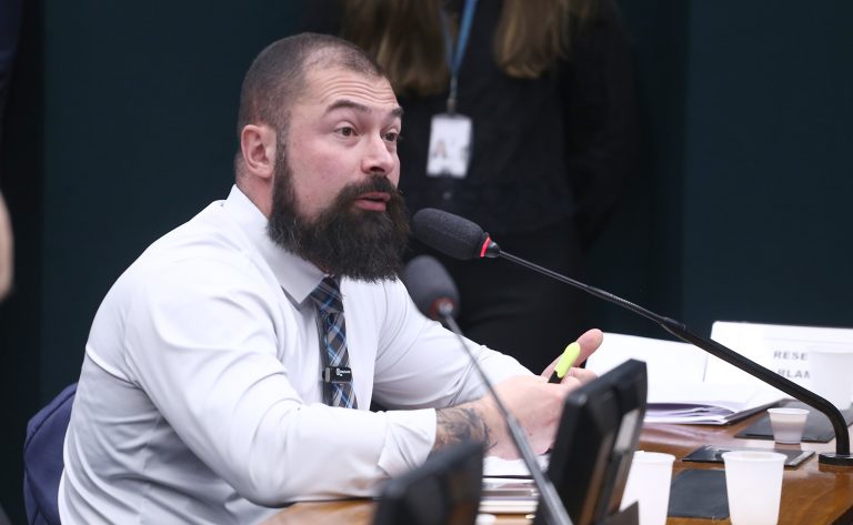 Comissão aprova projeto que transforma guardas municipais em polícia municipal