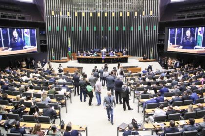 Câmara deve votar nesta quarta-feira medida provisória que compensa recuo no IOF