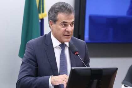 Participantes de seminário na Câmara apontam necessidade de correção dos tetos do MEI e do Simples
