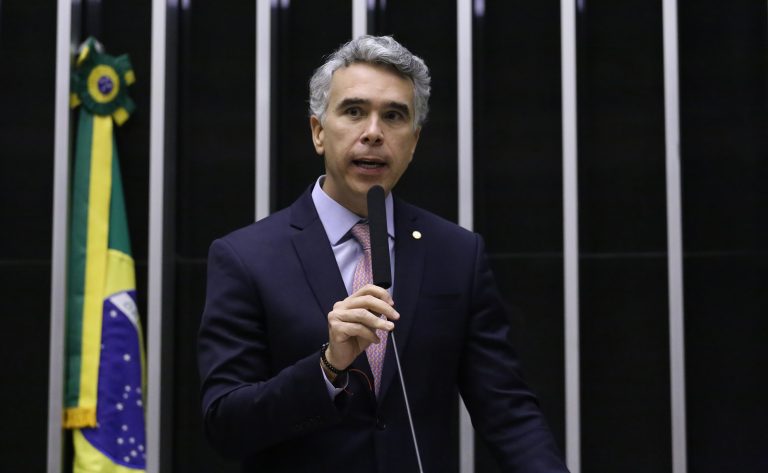 Câmara aprova projeto que prevê planos de ação e metas para primeira infância