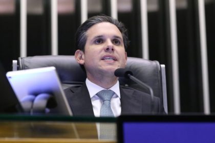 Votação de hoje mostra compromisso da Câmara em avançar na pauta da segurança pública, diz Motta