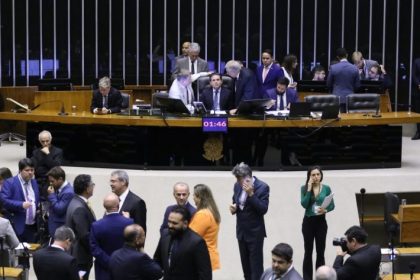 Câmara rejeita recurso e confirma envio ao Senado de projeto sobre controle de constitucionalidade no STF