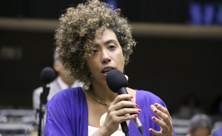 Deputados divergem sobre papel dos governos em megaoperação contra crime organizado no RJ