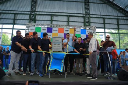 Vice-prefeito Renato Junior entrega nova quadra do Braga Mendes