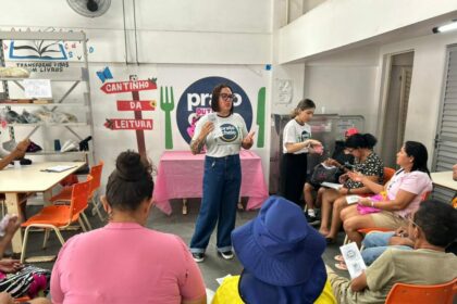 Seas inicia ciclo de palestra nos restaurantes Prato Cheio sobre Outubro Rosa e alimentação saudável