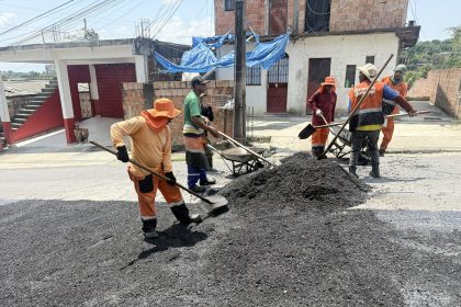 Prefeitura de Manaus leva asfalto à rua Visconde de Sergimirim