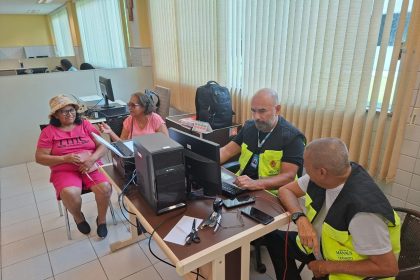 Prefeitura de Manaus facilita acesso à credencial de estacionamento em ação social no Pró-Menor Dom Bosco