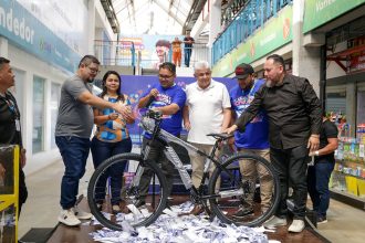 Prefeitura realiza sorteio da campanha ‘Especial Dia das Crianças’ nos centros de compras populares nesta sexta-feira