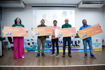 Prefeitura entrega cheques simbólicos do IPTU Premiado